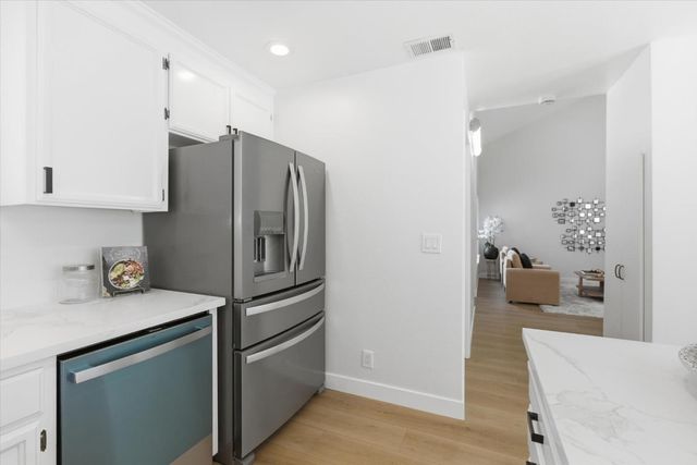 22652 Silver Oak Lane, Cupertino, CA 95014