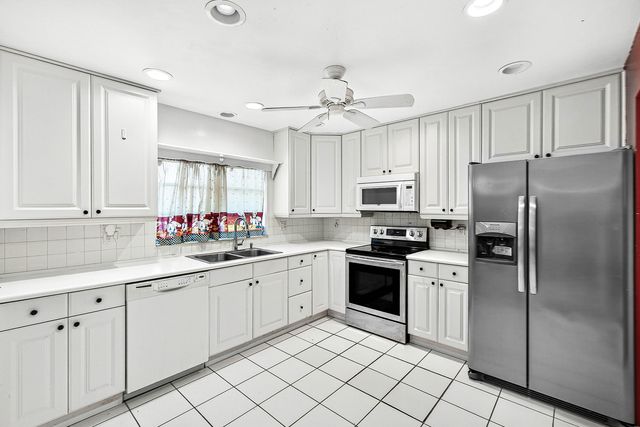 4717 Robinwood Terrace A, Boynton Beach, FL 33436