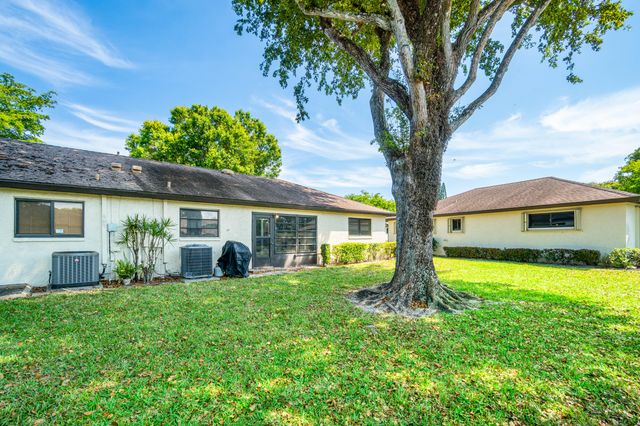 4717 Robinwood Terrace A, Boynton Beach, FL 33436