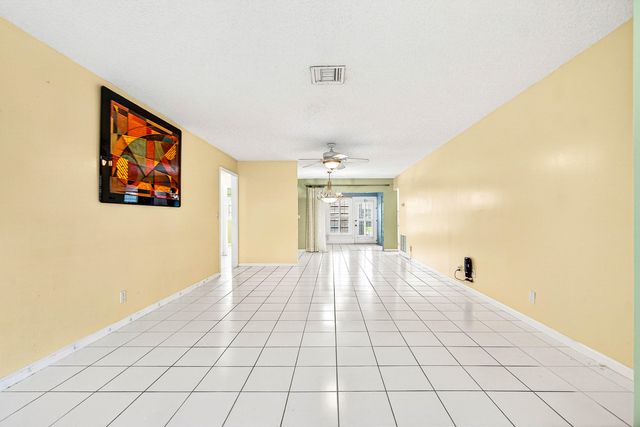 4717 Robinwood Terrace A, Boynton Beach, FL 33436
