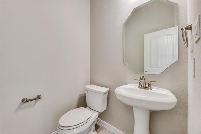 107 Yampa Court, Rhome, TX 76078