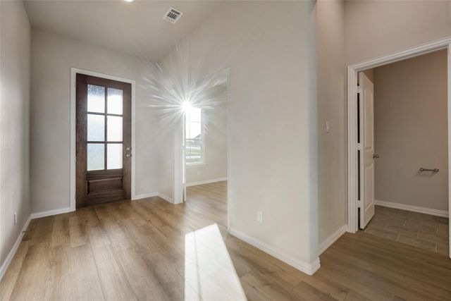 107 Yampa Court, Rhome, TX 76078