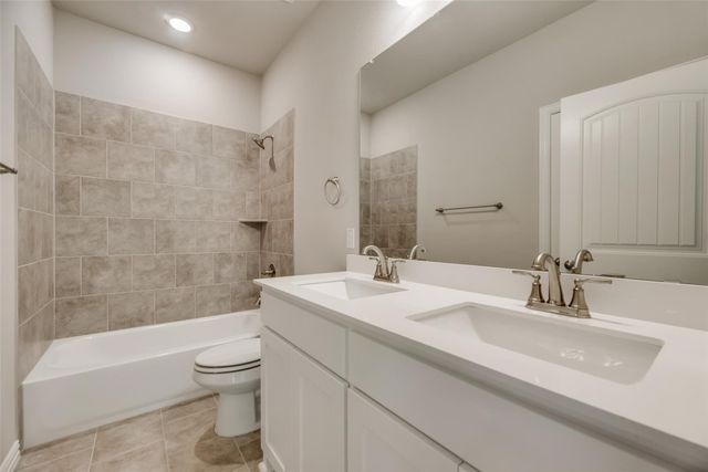 107 Yampa Court, Rhome, TX 76078