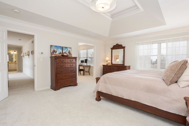 29 Cloverhill Circle, Bloomington, IL 61705