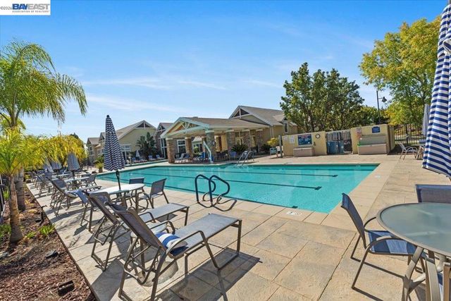 288 Black Amber Way, Brentwood, CA 94513