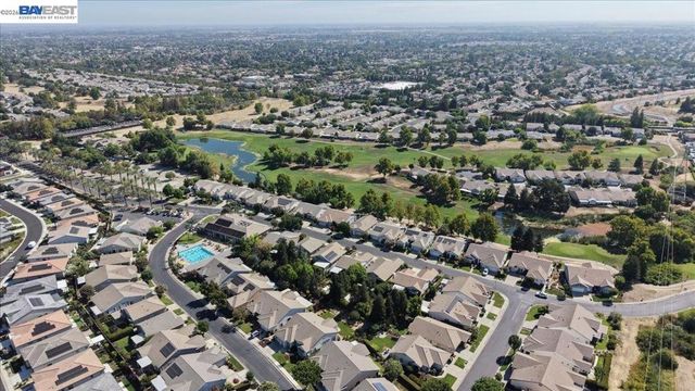 288 Black Amber Way, Brentwood, CA 94513