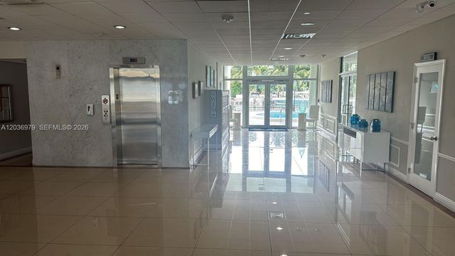 9500 W Bay Harbor Drive 6C, Bay Harbor Islands, FL 33154
