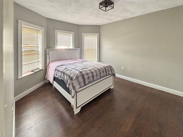 26 Elder St 2, Boston, MA 02125