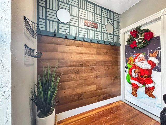 26 Elder St 2, Boston, MA 02125