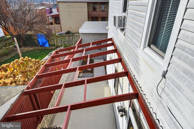 258 N 3RD ST, Columbia, PA 17512