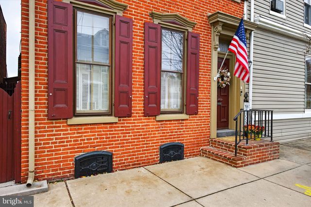 258 N 3RD ST, Columbia, PA 17512