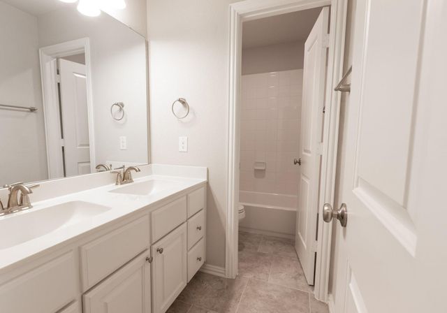 2831 Maple Oak Lane, Manvel, TX 77578