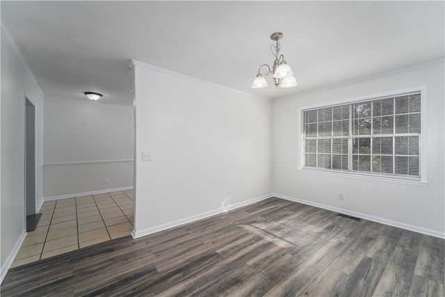 2122 Lakeview Drive, Waycross, GA 31501