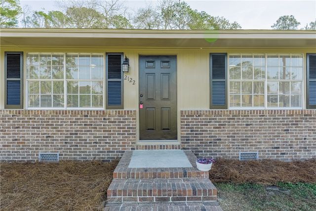 2122 Lakeview Drive, Waycross, GA 31501