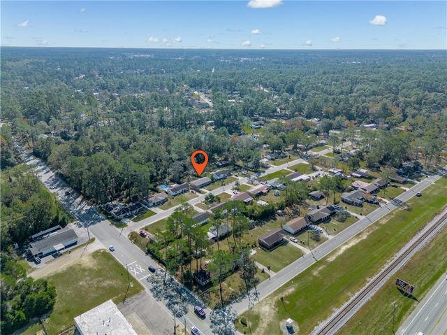 2122 Lakeview Drive, Waycross, GA 31501