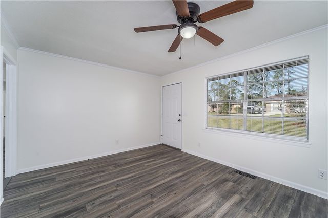 2122 Lakeview Drive, Waycross, GA 31501