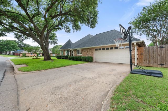 4505 Long Island Lane, Arlington, TX 76017