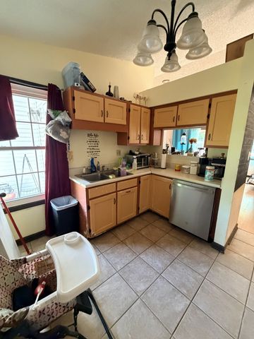 2079 Phillips St, Lewisburg, TN 37091