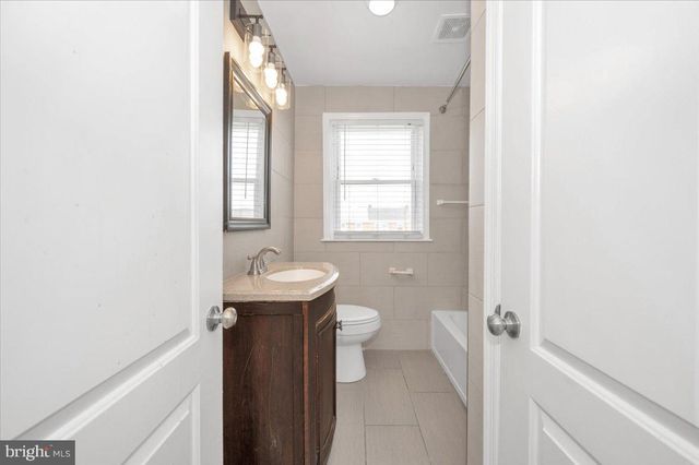 1551 LANGFORD RD, Baltimore, MD 21207