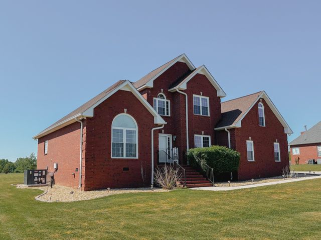 98 Aberdeen Ave, Hillsboro, TN 37342