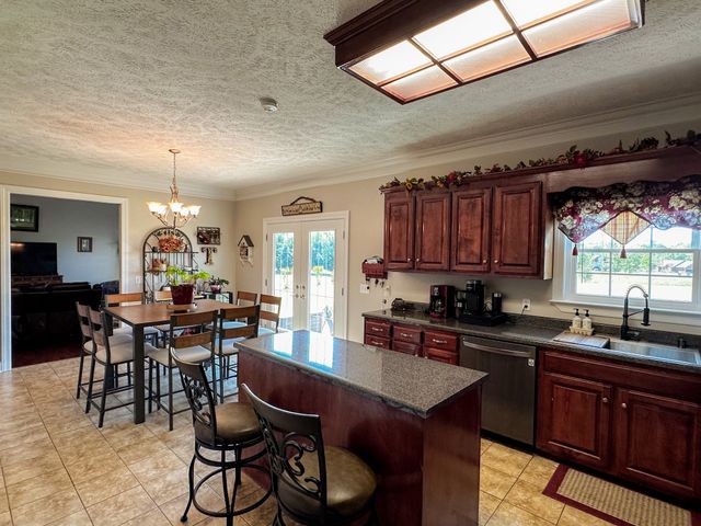 98 Aberdeen Ave, Hillsboro, TN 37342