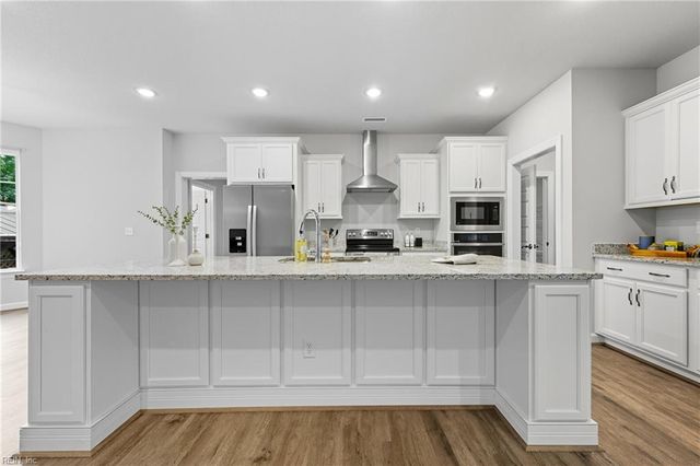 4016 Harvest Reach LN, Suffolk, VA 23434