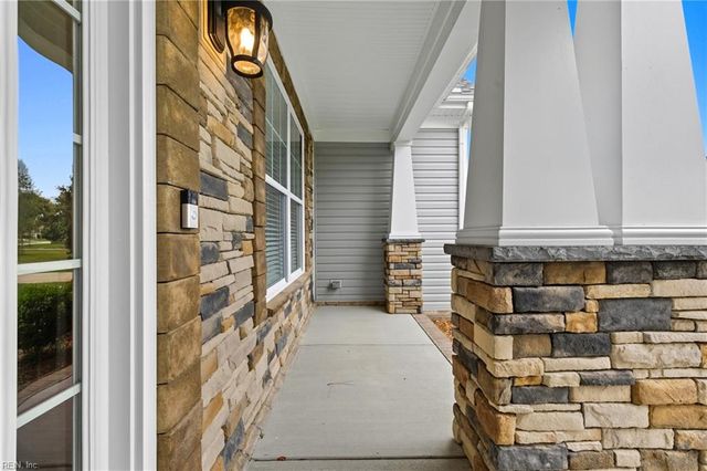 4016 Harvest Reach LN, Suffolk, VA 23434