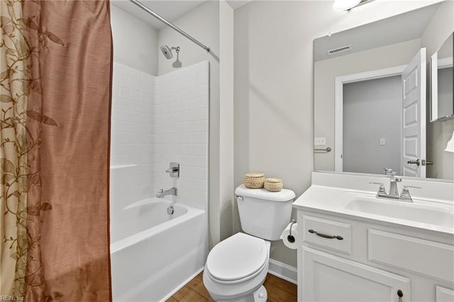 4016 Harvest Reach LN, Suffolk, VA 23434