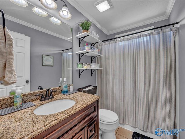 2245 Pond Circle, Guntersville, AL 35976