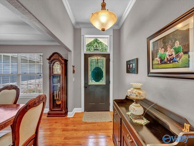 2245 Pond Circle, Guntersville, AL 35976