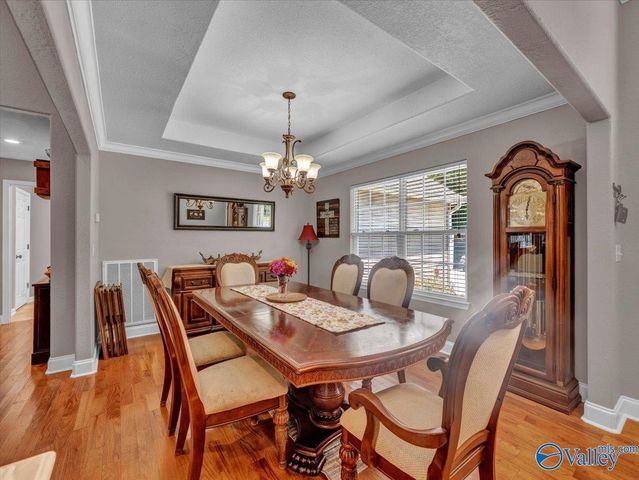 2245 Pond Circle, Guntersville, AL 35976