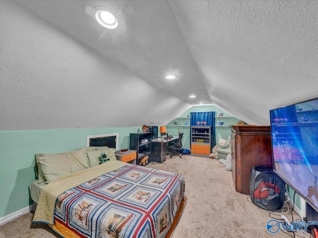 2245 Pond Circle, Guntersville, AL 35976