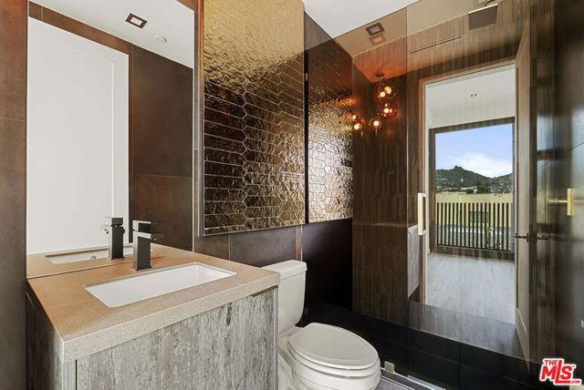 1021 N Ogden Drive PH 5, West Hollywood, CA 90046