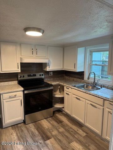 715 W Evelyn Ave, Louisville, KY 40215