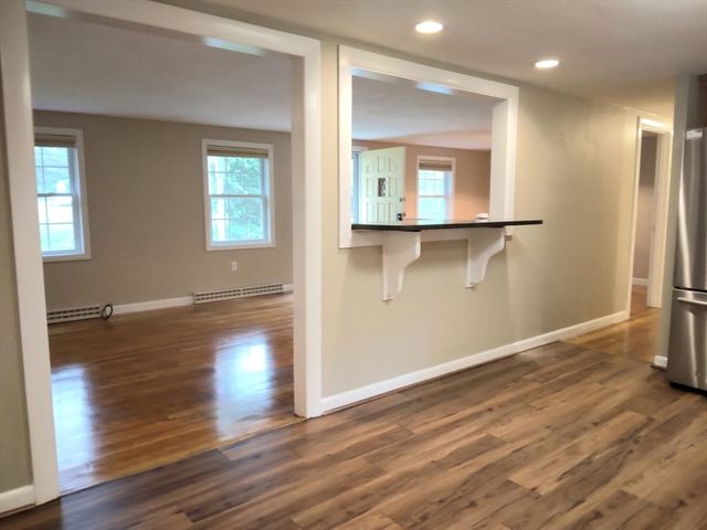 42 Lowell Rd, Pepperell, MA 01463