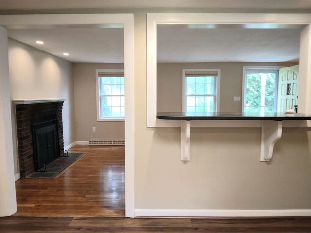 42 Lowell Rd, Pepperell, MA 01463