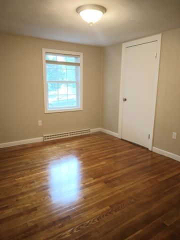 42 Lowell Rd, Pepperell, MA 01463