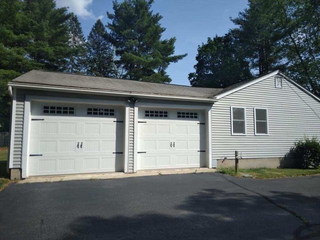 42 Lowell Rd, Pepperell, MA 01463