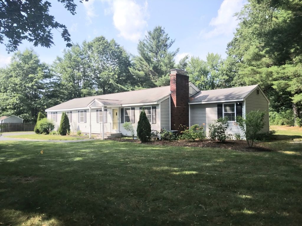 42 Lowell Rd, Pepperell, MA 01463