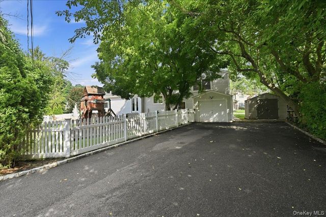 56 Glen Cove Drive, Glen Head, NY 11545