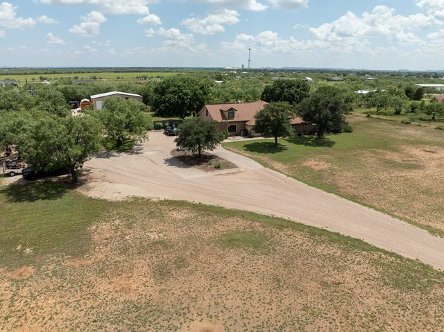 675 Buffalo Lane, San Angelo, TX 76901