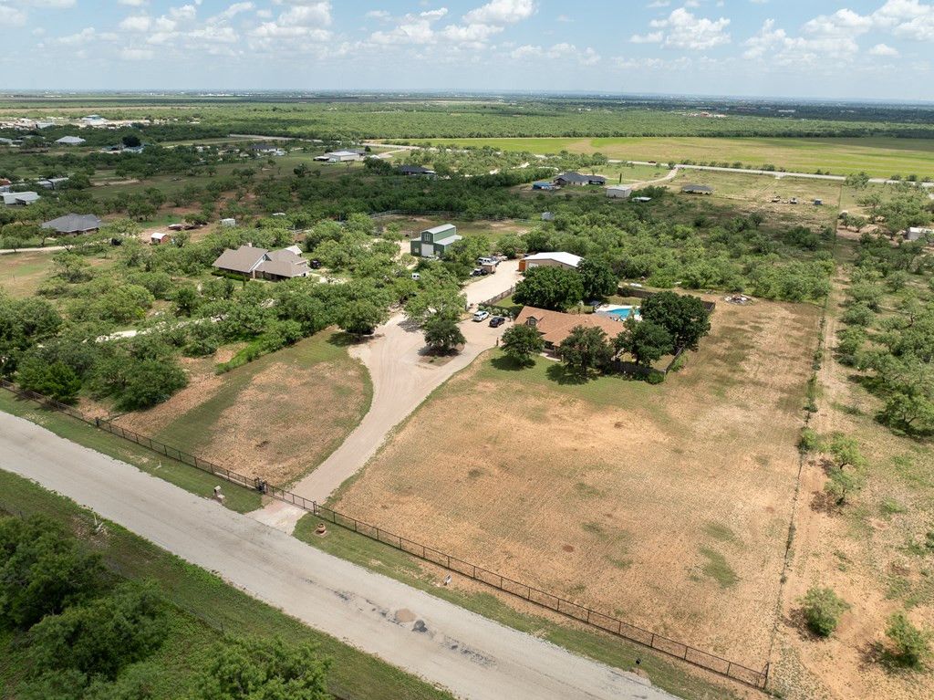Image 40 of property listing at 675 Buffalo Lane, San Angelo, TX 76901