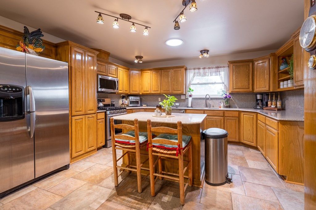 Image 5 of property listing at 675 Buffalo Lane, San Angelo, TX 76901