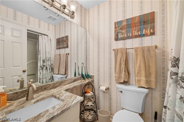 228 Belina DR 604, Naples, FL 34104