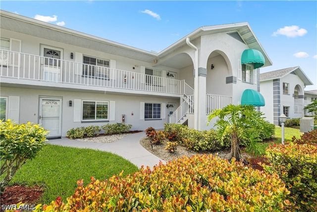 228 Belina DR 604, Naples, FL 34104