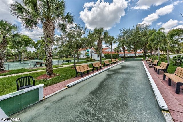 228 Belina DR 604, Naples, FL 34104