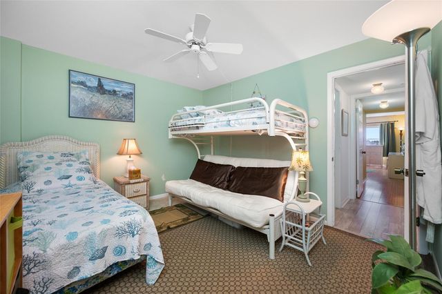 285 107 AVENUE 306, Treasure Island, FL 33706