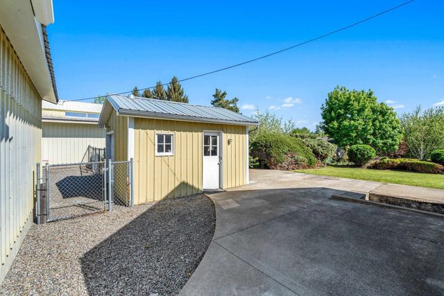 2301 S Progress Rd, Spokane Valley, WA 99037