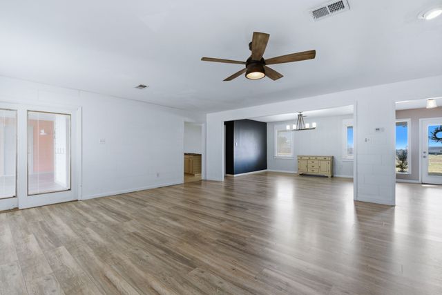 7209 W Fm 922, Era, TX 76238