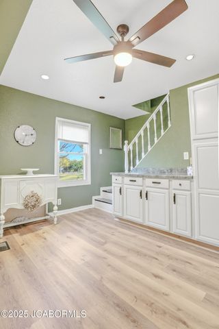 805 N NOAS AVENUE, California, MO 65018